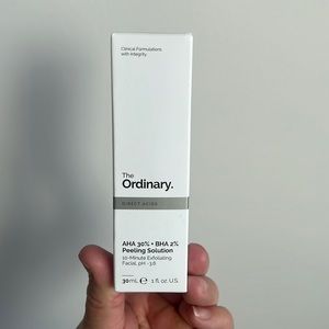 Brand new The Ordinary AHA 30% BHA 2% Peeling Solution
